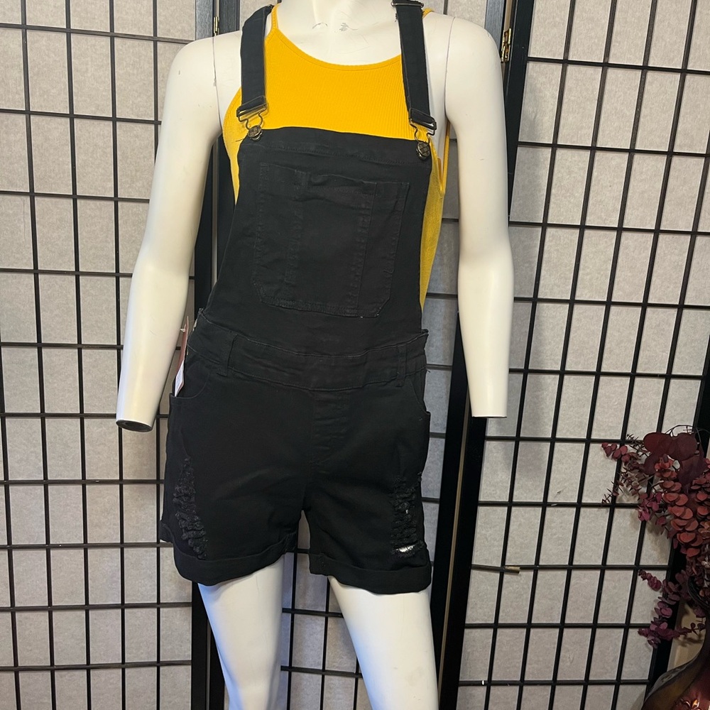 Ling Distressed Black Denim Overall Shorts Sz L